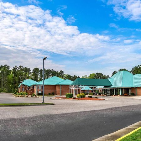 Days Inn By Wyndham Petersburg/South Fort Lee Buitenkant foto